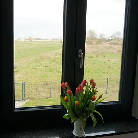 Holiday home Wildrose 3-4 Kuehlungsborn